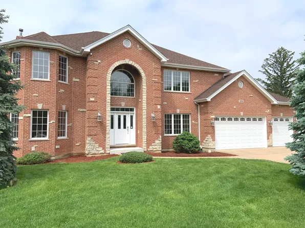 904 Cumnor Rd, Downers Grove, IL 60516