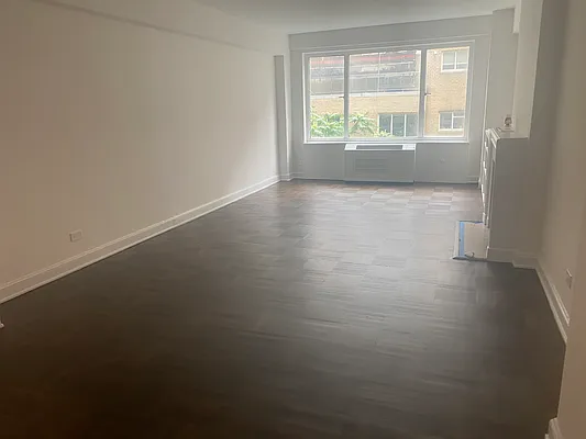 Rented by essential NEW YORK Real Estate | media 5