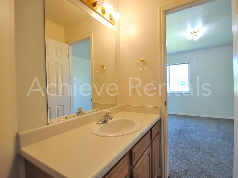 91 Penny Ln — Photo 13