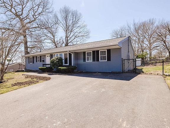 4th image of 149 Errol Rd