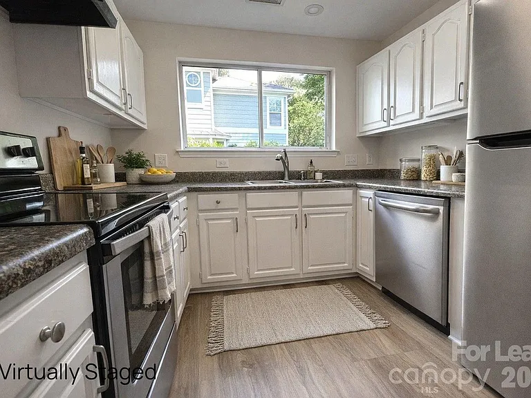 17418 Tuscany Ln — Photo 5