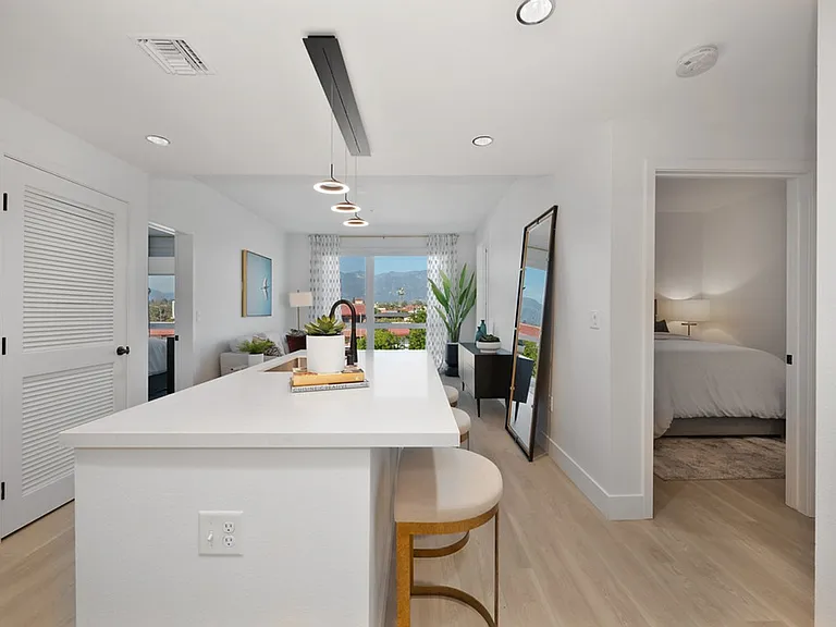 Begonia Place Luxury Apartments — Photo 83