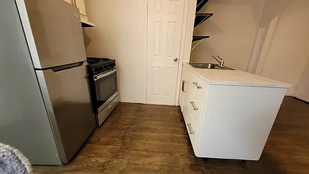 Rented by Delmark Realty LLC