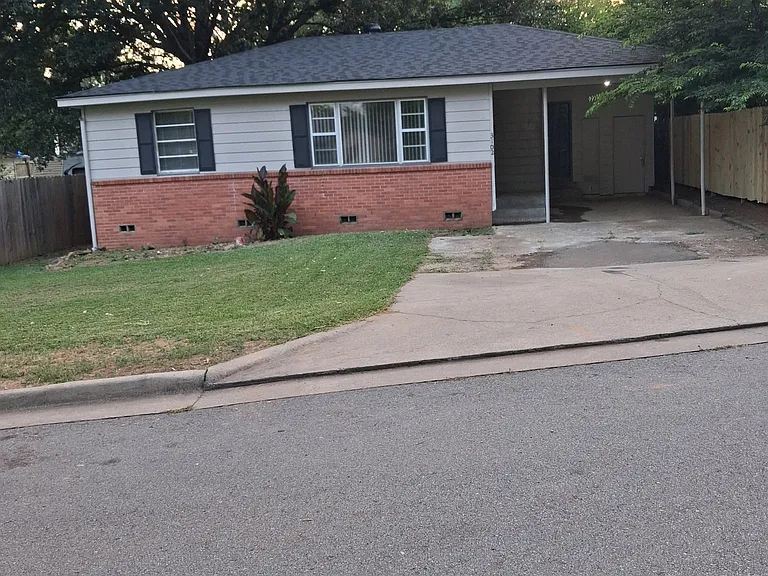 3102 S Tyler St — Photo 1