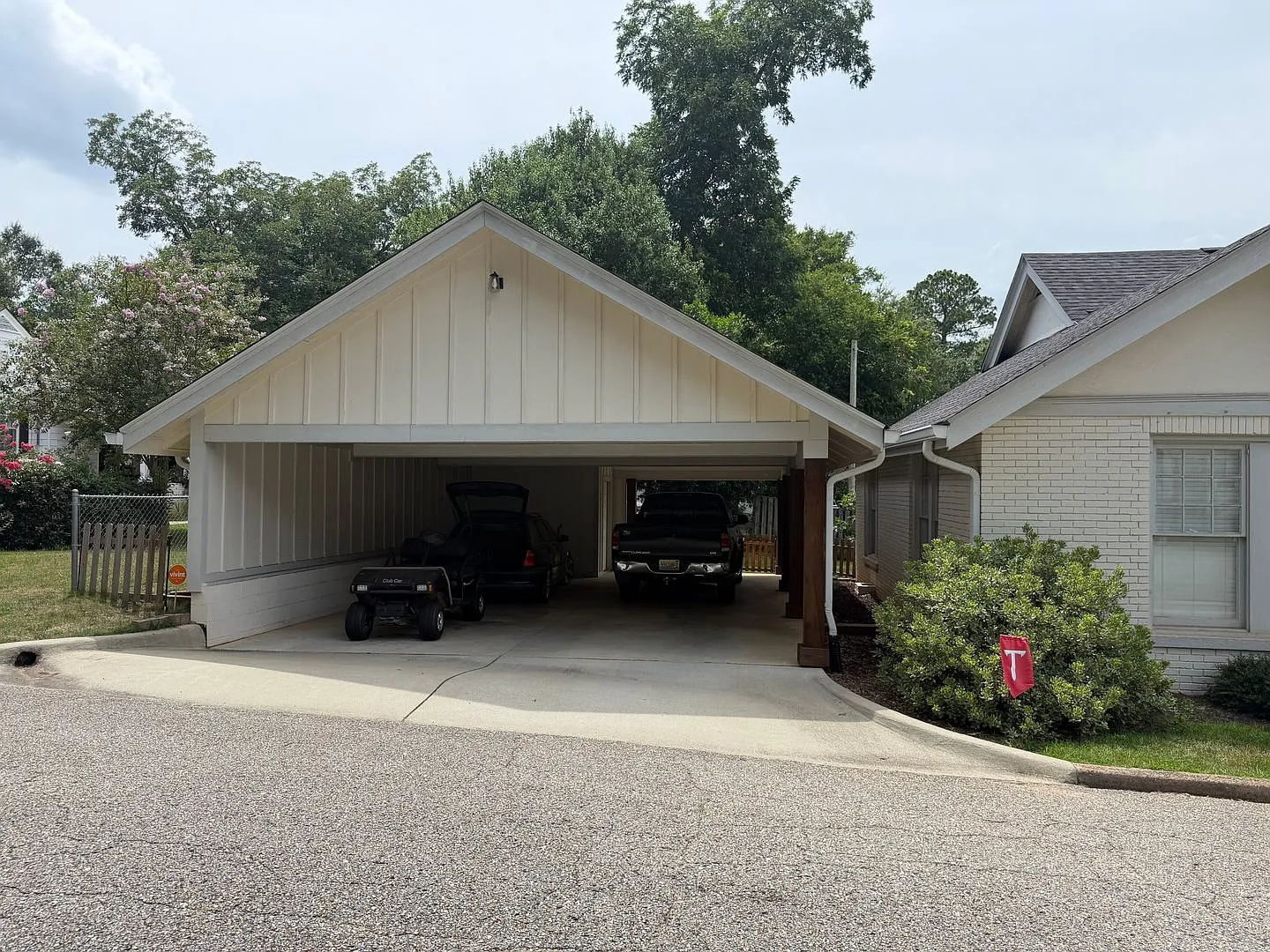 3 bed 2 bath in Historic Downtown Troy — Photo 3