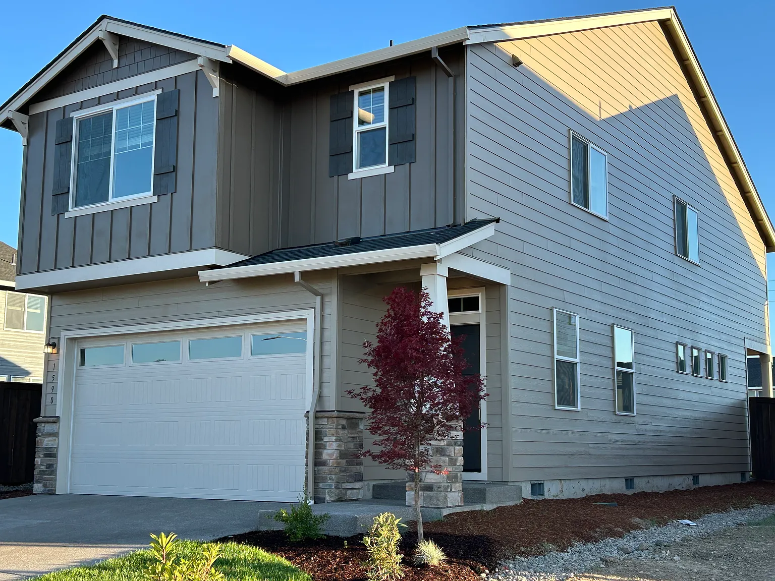 1590 Logan Pkwy SE photo 1