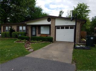 1917 Elmeda St, Muskogee, OK 74403