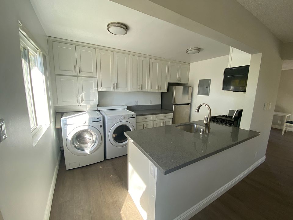 1st image of 285 E Del Mar Blvd APT 5