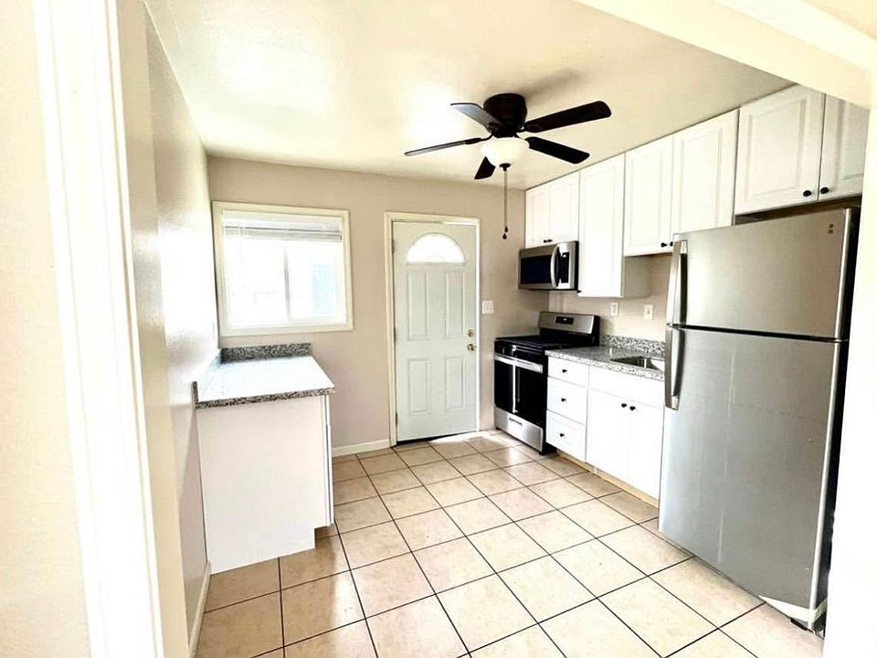 1st image of 31 Sunset Dr Unit B