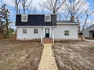 11617 Olde Coach Dr, Midlothian, VA 23113