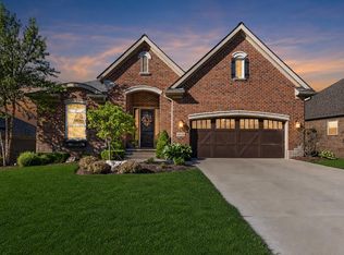 24523 Pinnacle Cir, South Lyon, MI 48178