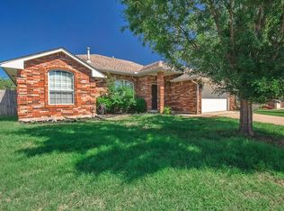 2003 Pleasant Ridge Rd, Edmond, OK 73012