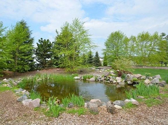 3rd image of 28540 Wildflower Dr