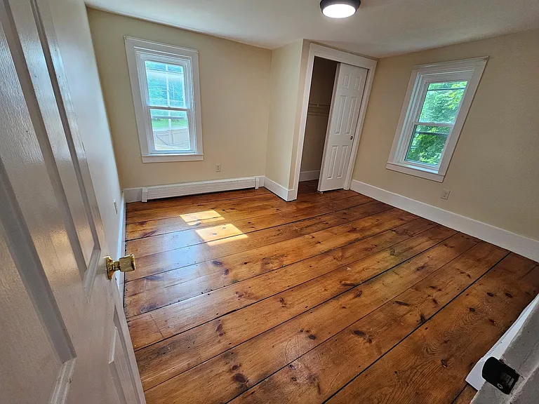 414 N State St #1/2 — Photo 2