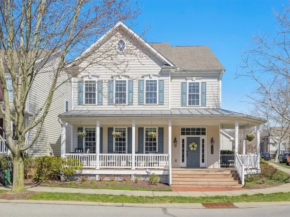 136 Chapel Harbor Dr, Pittsburgh, PA 15238
