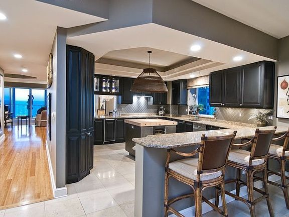 See more photos at MichaelLawler.com