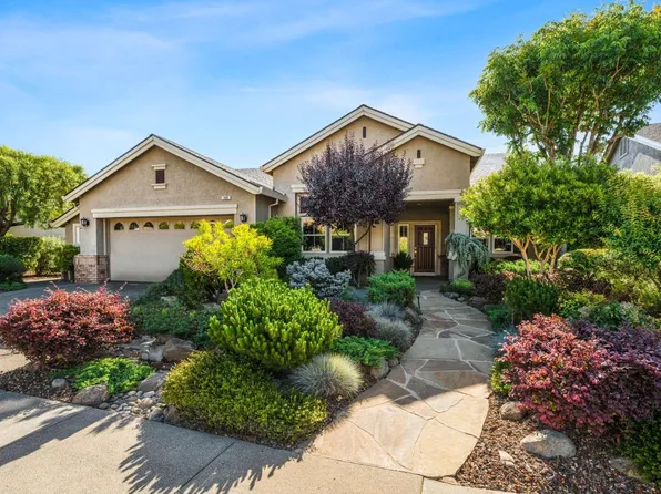408 Clover Springs Drive, Cloverdale, CA 95425