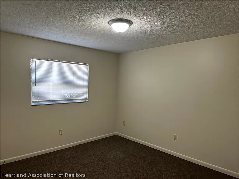 7422 Valencia Rd — Photo 13