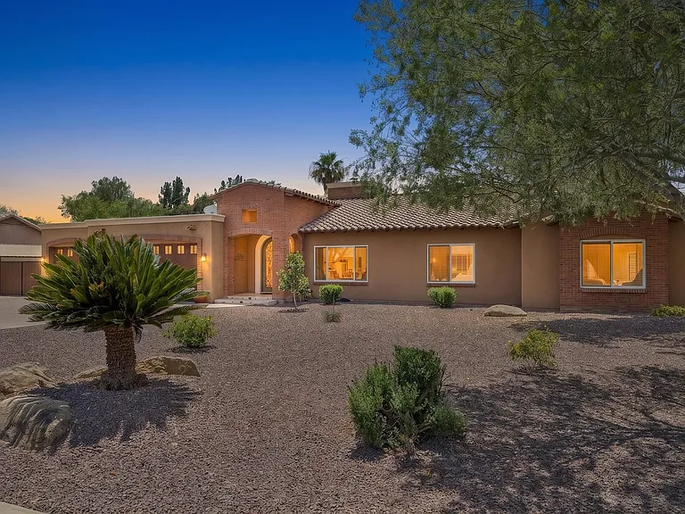 9023 W Patrick Ln — Photo 47