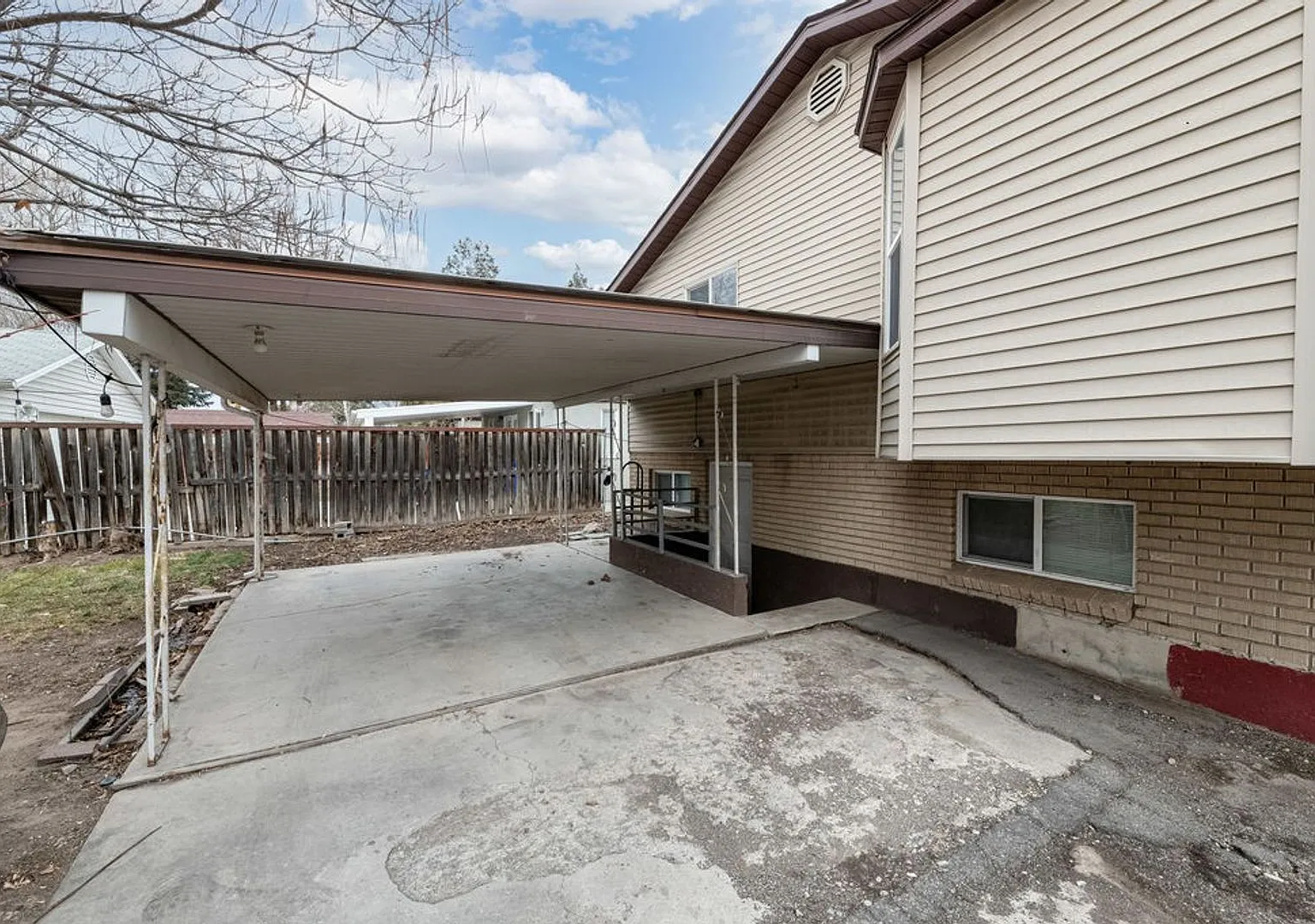 $1,000 Off Your First Month's Rent! — Photo 2