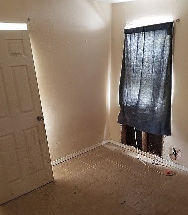 5th image of 221 W Jefferson St