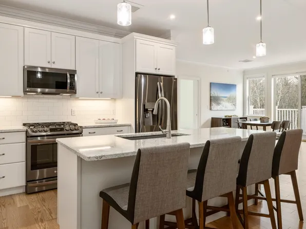 7 Willey Creek Road #403, Exeter, NH 03833