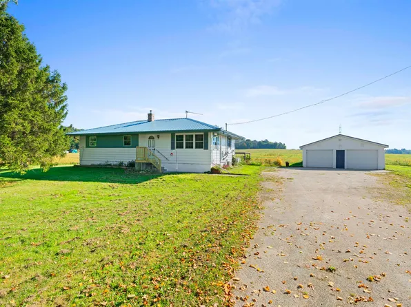 6403 Menchalville Rd, Cato, WI 54230