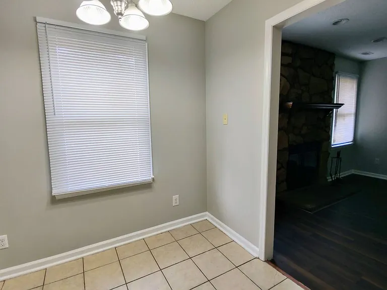 602 Sand Ridge Rd — Photo 11