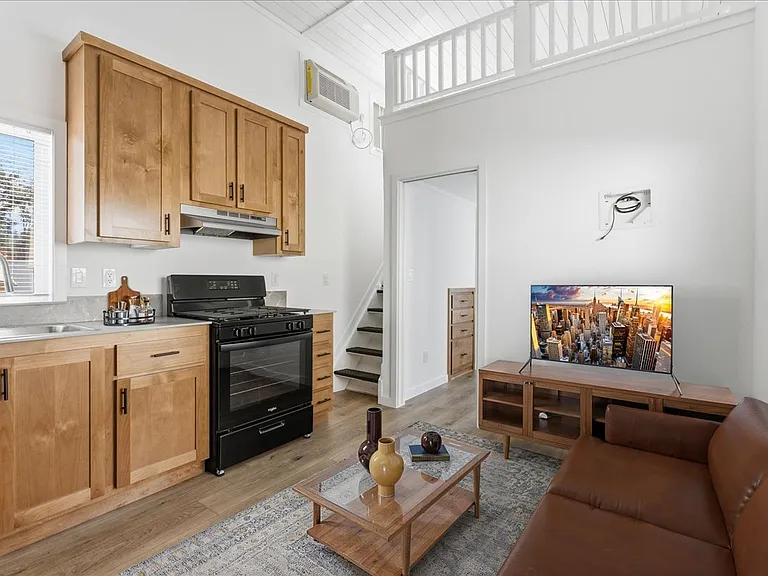 135 Ponderosa Way #30 — Photo 4