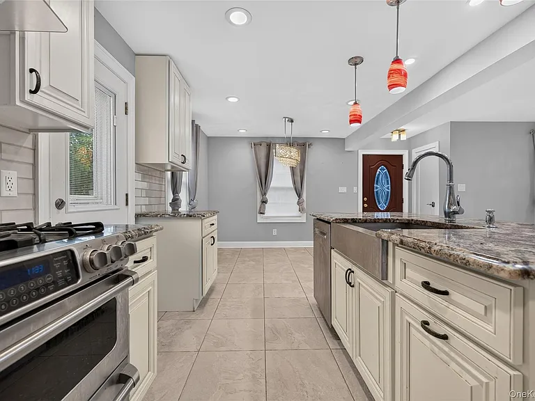 175 Wardwell Rd — Photo 12