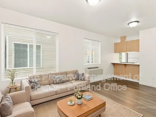 Stacey Lee Apartments