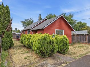 355 N Grove Ct, Eugene, OR 97404