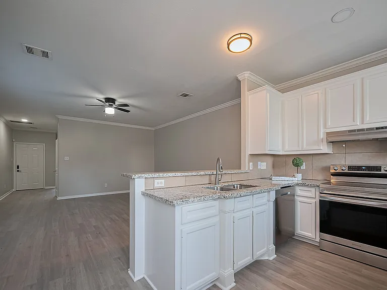 4320 Maggie St #B — Photo 3