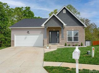 1956 Masters Dr, Festus, MO 63028