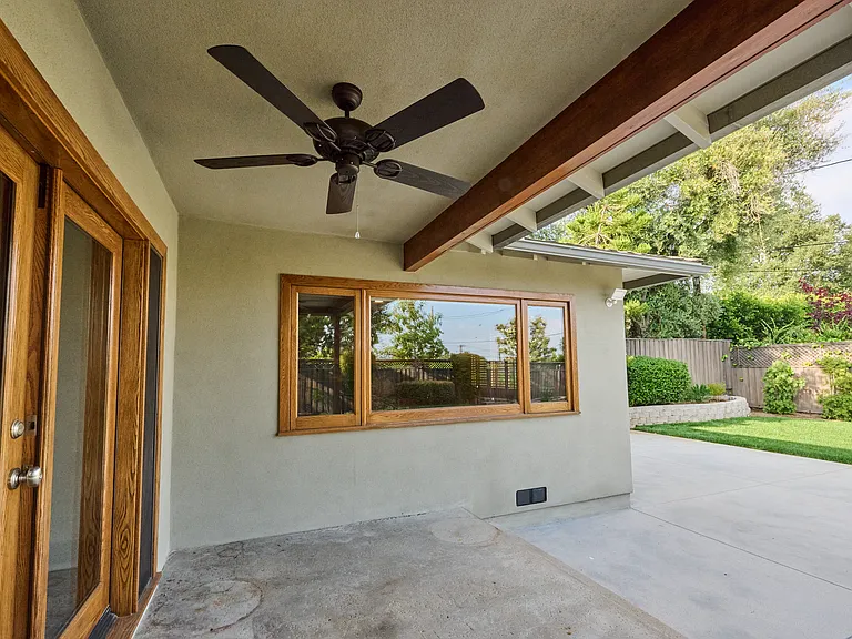 4720 Hayman Ave — Photo 54