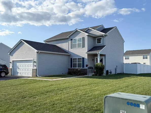 8518 Mayflower Dr, Lowell, IN 46356