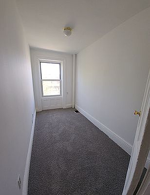 4th image of 1415 Pacific St APT 3