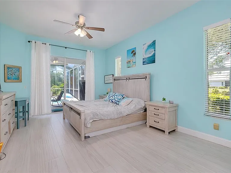 360 Cedarbrook Ct — Photo 9