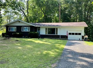 220 Forrester Rd, Slippery Rock, PA 16057