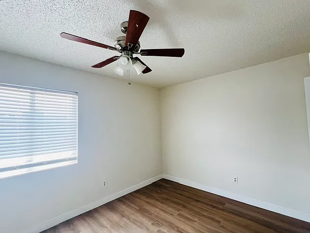 7520 Banner Ct — Photo 12