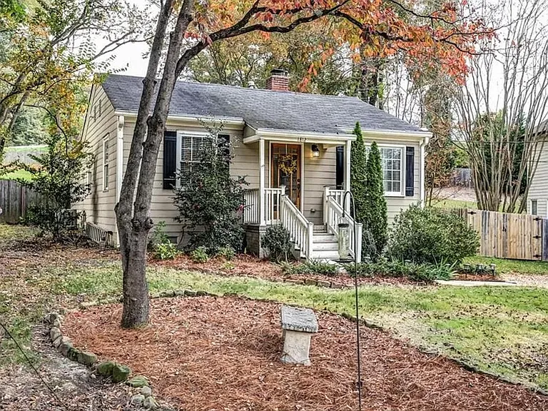 1812 Hickory Rd — Photo 1