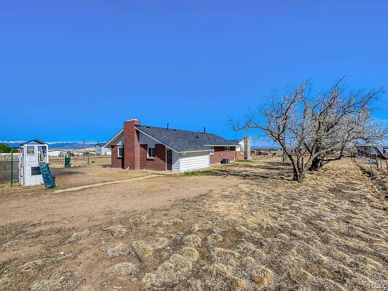 2251 County Road 10 — Photo 24