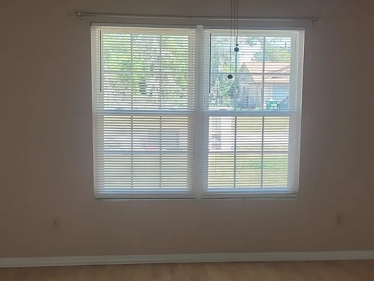 650 Cheltenham Ave — Photo 9