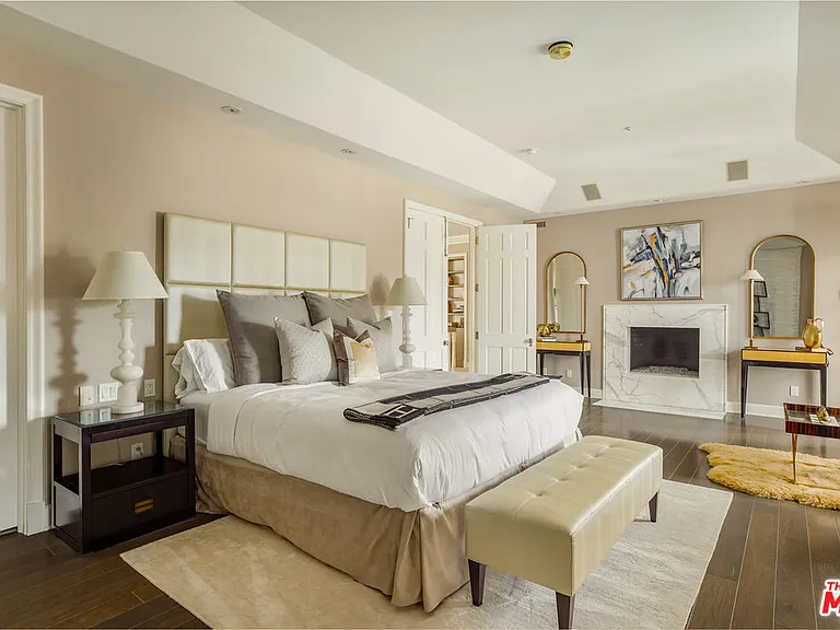 720 N Crescent Dr — Photo 17