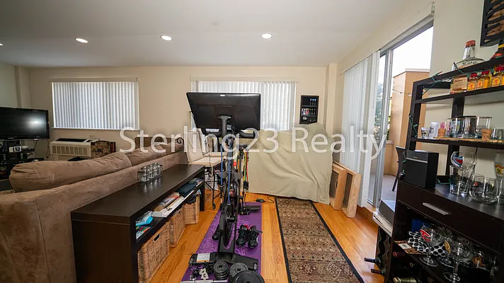 Rented by Sterling Realty Solution Inc | media 6