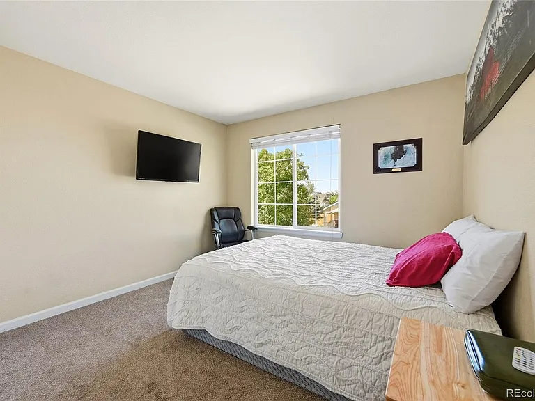 5504 E Burlington Dr — Photo 28