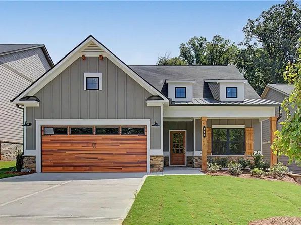 104 Everwood Ct, Dallas, GA 30132