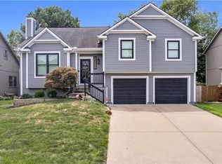 17447 W 158th Pl, Olathe, KS 66062