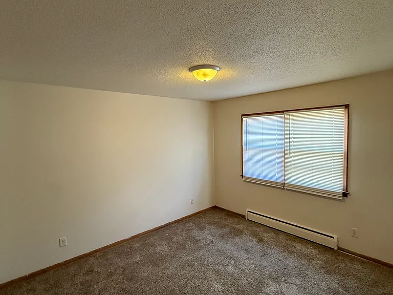 5121 University Ave NE #104 — Photo 4