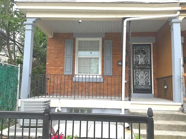 5702 Boyer St, Philadelphia, PA 19138